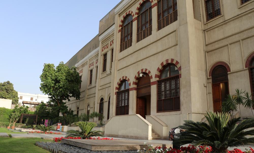 tahrir campus general image of building and garden