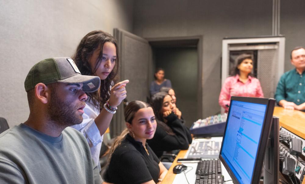 students and professors interaction in gapp media studio