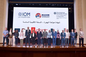Group photo of trained professionals for Center for Migration